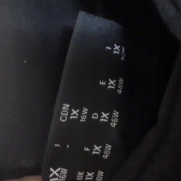 Cut off Cardi b  Reebok hoodie - Picture 4 of 5